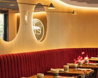 Nine Dots Azorean Art Boutique Hotel - Ponta Delgada - Restaurante