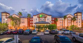 Holiday Inn Express & Suites Phoenix Airport - Phoenix - Bâtiment