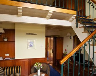 Hotel Forest Hills - Zirc - Stairs