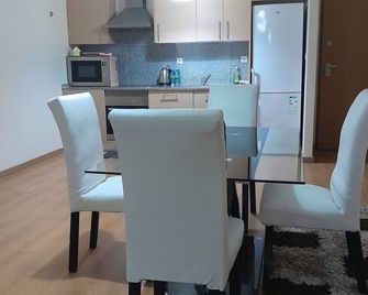 Charming 1-bedroom apartment in Coqueiros prestige building in Luanda city town - Luanda - Dining room