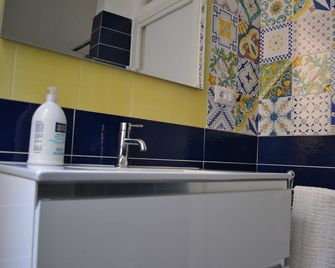 Gardenia - Salerno - Bathroom