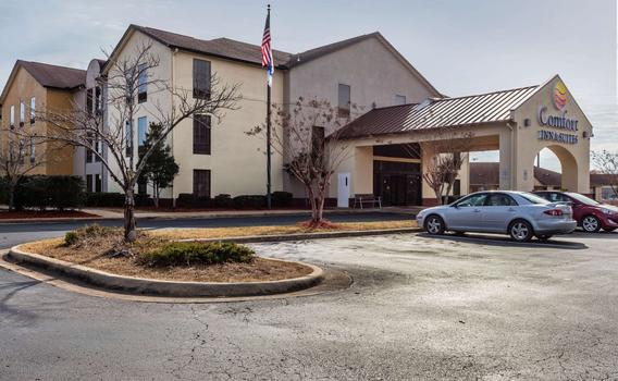 Comfort Inn Suites 82 1 1 6 Jasper Hotel Deals Reviews