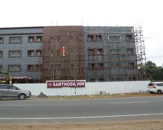 Hotel Santhosh Inn - Velankanni - Building