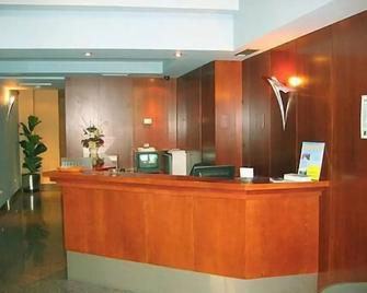 Hotel Doña Urraca - Zamora - Front desk