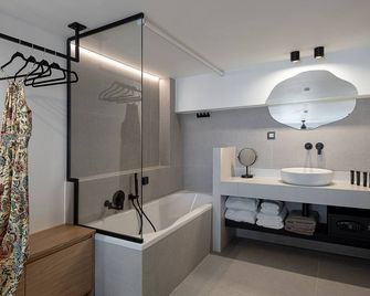 Calla Luxury Seafront Suites - Rethymno - Kylpyhuone