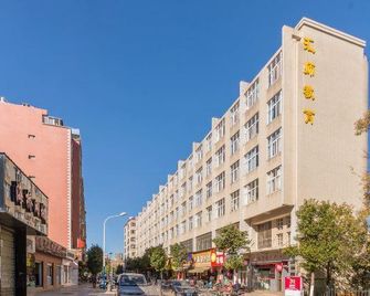 Lianhua Xiaozhu Apartment Hostel - Kunming - Building