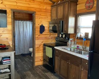 Rustic Fishing Retreat 1 Bed/1 Ada Bath - Mount Vernon