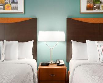 Comfort Inn & Suites - Texas City - Bedroom