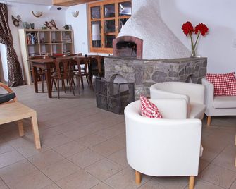 Hotel Restaurant Walliser Sonne - Goms - Lounge
