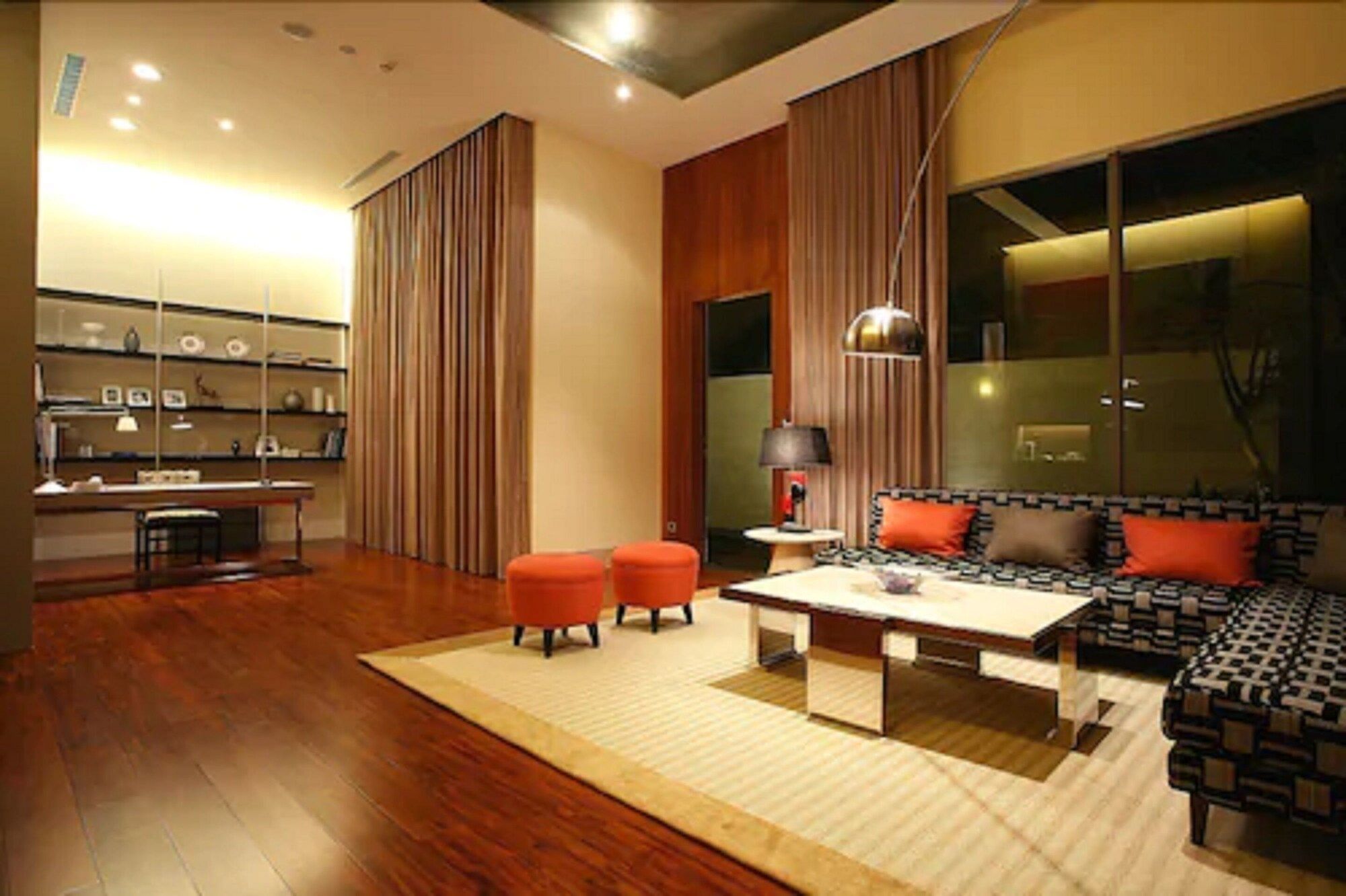 Hung's Mansion - טאיצ'ונג - סלון