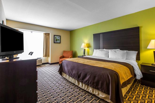 Quality Inn West Of Asheville 74 1 1 8 Canton Hotel Deals