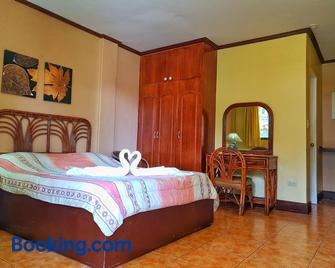 Playa Papagayo Beach Inn and Restaurant - Olongapo - Bedroom