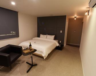 Hotel The May - Gwangju - Bedroom