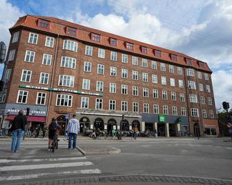 Hotel Amager - Copenhagen - Building