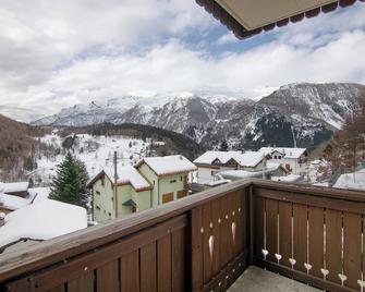 Residence Larice Bianco App N5 - Campodolcino - Balkon
