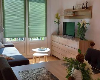 Accommodation For 4 People Very Cozy With Parking And Personalized Welcome - Loos - Salon