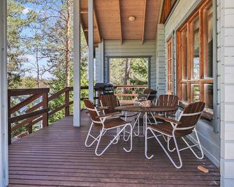 Holiday Home Leijankorpi by Interhome - Yläne - Balcón