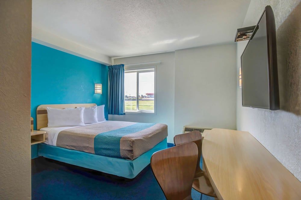 Motel 6 Grande Prairie - גרנד פריירי - חדר שינה