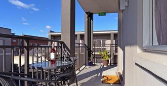 Dunedin Palms Motel - Dunedin - Balkon