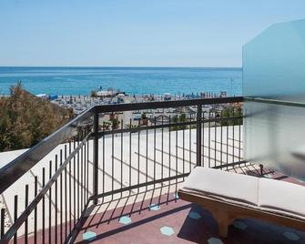 Hotel Tirreno - Spotorno - Balkón
