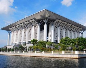 101 Hotel Bangi - Bandar Baru Bangi - Edifício