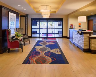 Hampton Inn Rome - Rome - Лоббі