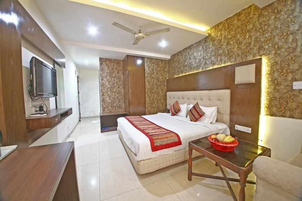 هوتل دياموند بلازا - تشانديغاره - غرفة نوم