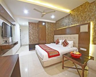 هوتل دياموند بلازا - تشانديغاره - غرفة نوم