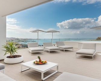 Hotel Baobab Suites - אדייחה - מרפסת