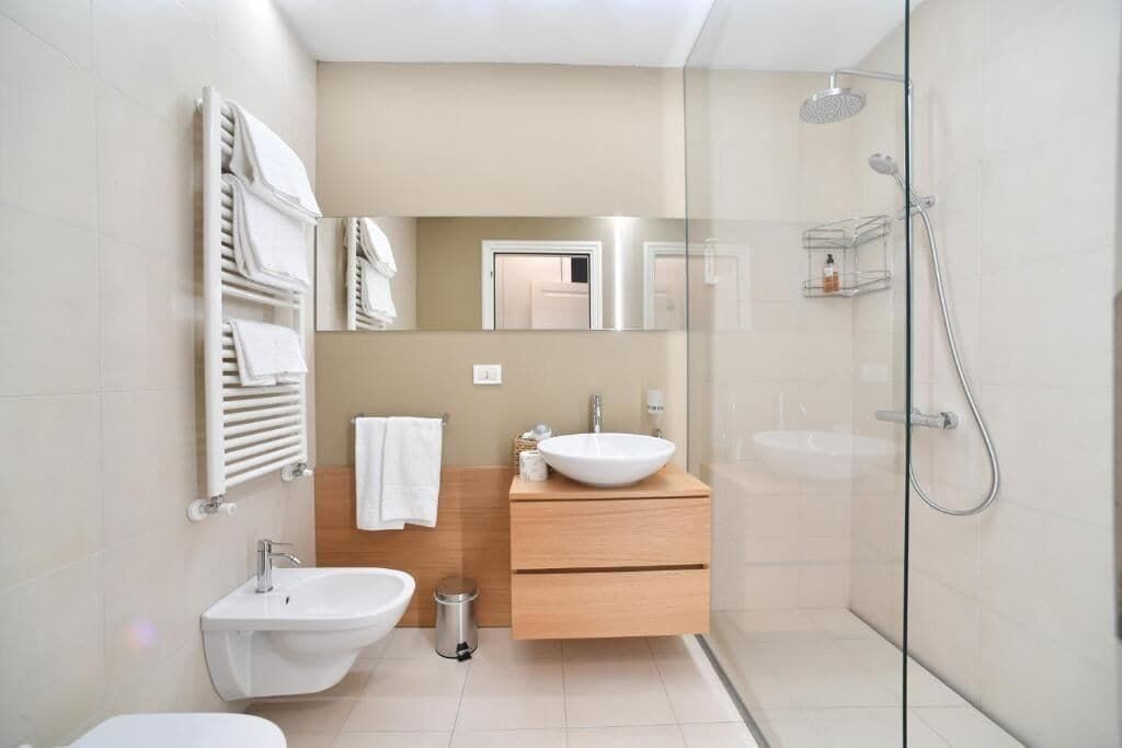 Lainez Rooms & Suites - טרנטו - חדר רחצה