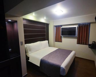 qp Hotels Trujillo - Trujillo - Habitación