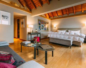 Las Balsas Relais & Chateaux - Villa La Angostura - Living room