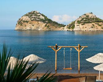 Wyndham Datca Perili Bay - דטקה - חוף