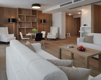 Hotel Passage - Brno - Living room