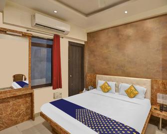 Hotel Triveni Inn - اللهاباد - غرفة نوم