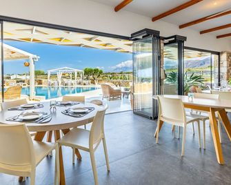 Paradise Island Villas - Anissaras - Restaurant