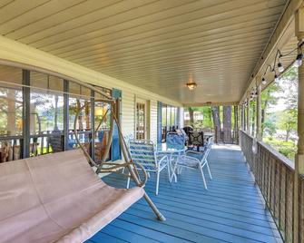 Waterfront Wheeler Lake Home with Furnished Deck - Rogersville - Balcón