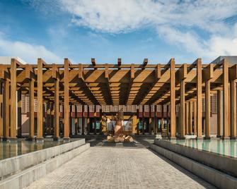 هوتل إنديجو بينتان لاجوي بيتش ا باي آيتش جي - Lagoi - مبنى