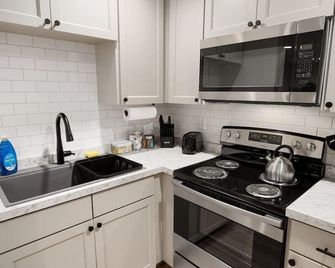 The Silo 3 - 1bd Lofi Vibes - Morton - Kuchyň