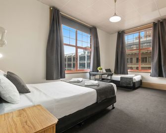 Adelaide Paringa - Adelaide - Bedroom