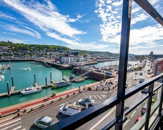 Hotel Le Grand Pavois - Fécamp - Balcony