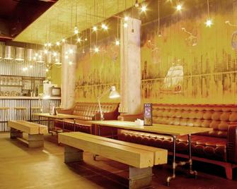 RedDoorz @ Jatinangor - Jatiroke - Lounge
