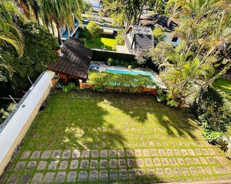 Lindo Studio em Casa de Alto Padrão Jd Marajoara - São Paulo