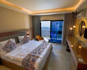 The Country Lodge Hotel - Freetown - Camera da letto