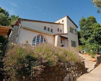Villa Daphné - Spéracèdes - Edificio