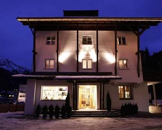 Valluga Hotel - Sankt Anton am Arlberg - Building