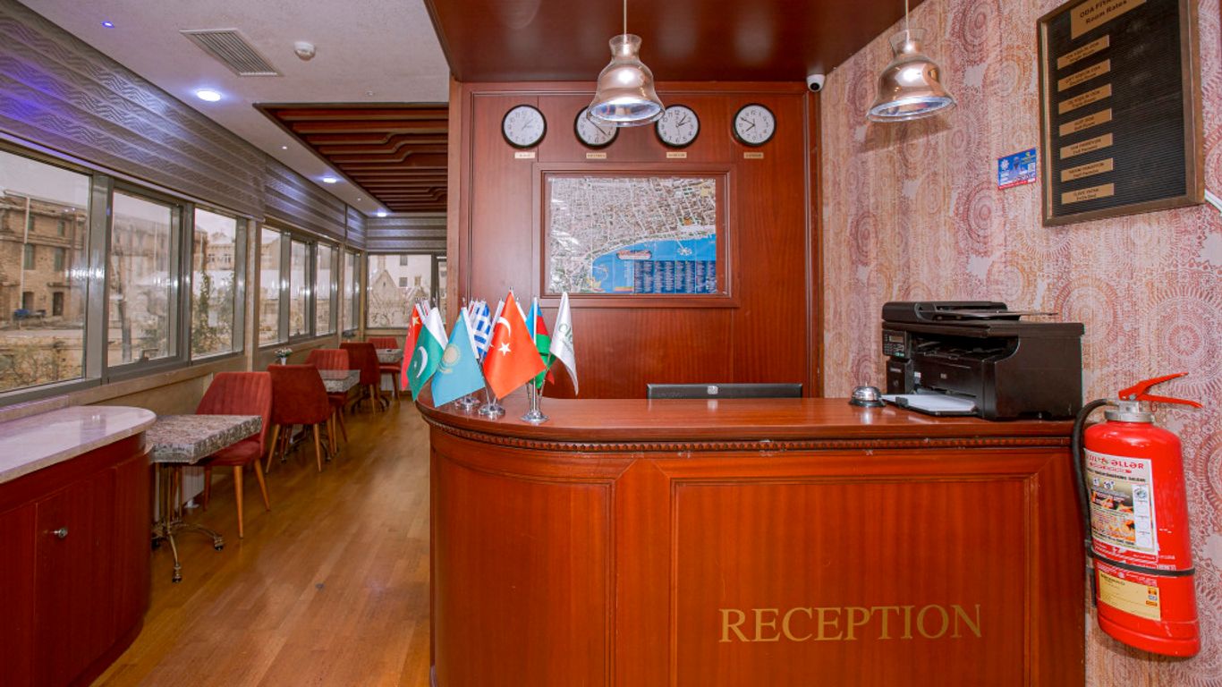 Clover Hotel Baku