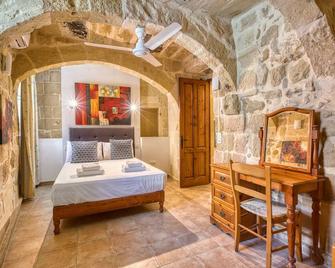 Karmnu Holiday Farmhouse - Għasri - Habitación