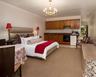 Milkwood Lodge - Hermanus - Bedroom