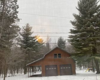 Tranquil waterfront home - Potsdam - Edifício